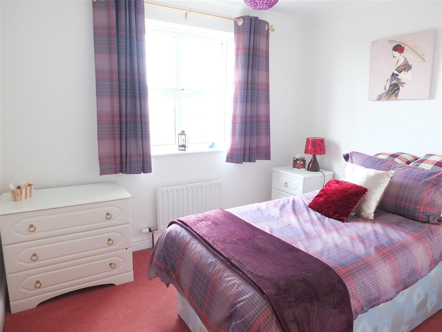 BEDROOM 4: